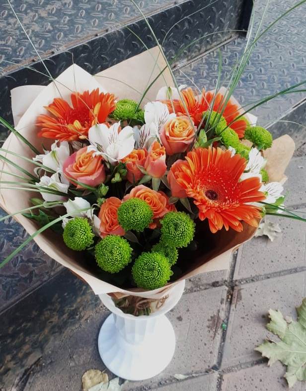 Букет цветов из: Герберы, Хризантемы, Альстромерии и Розы в Бунятино