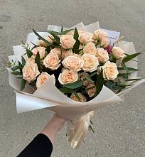 Букет Кремовые розы Латте в Бунятино