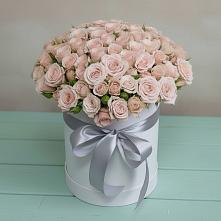 Цветочная композиция из Розы в шляпной коробке в Бунятино