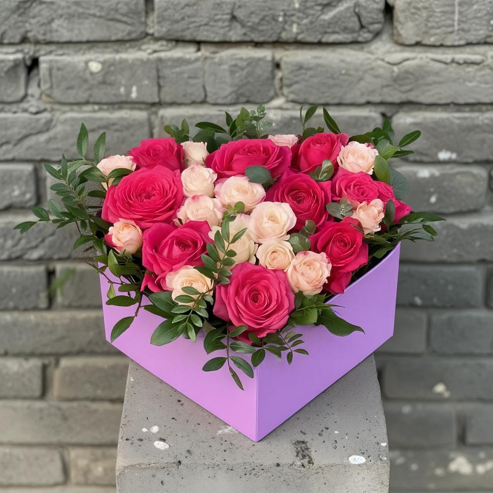 Цветочная композиция из Розы в коробке в Бунятино