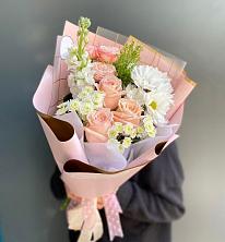 Букет цветов из:  Хризантемы и Розы в Бунятино