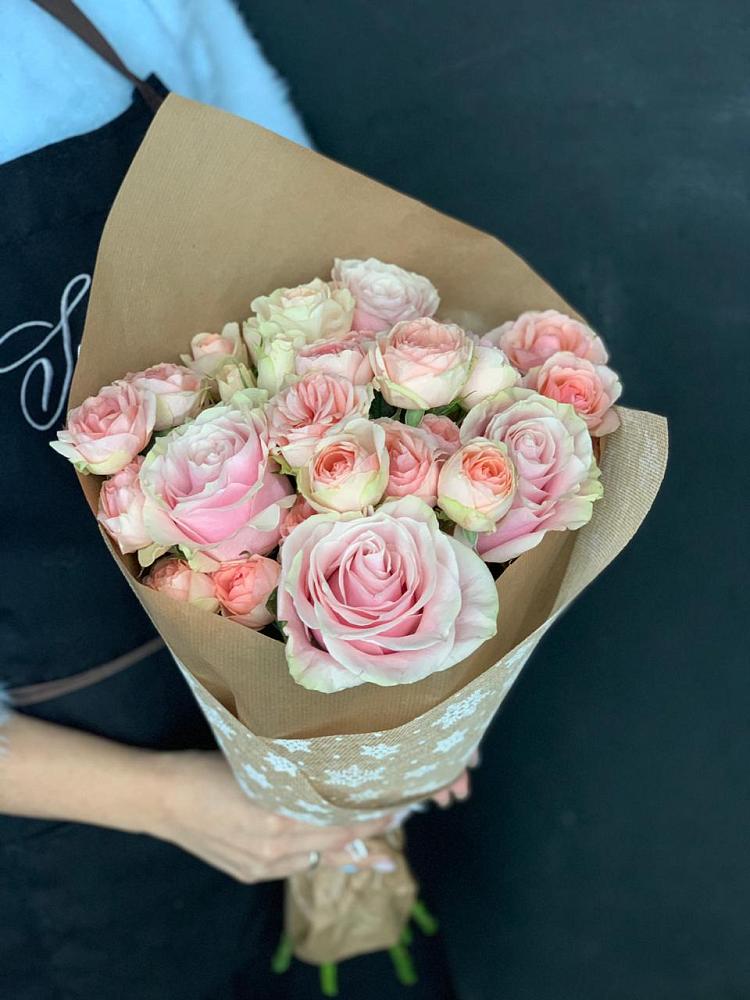 Букет цветов из: Хризантемы и Розы в Бунятино