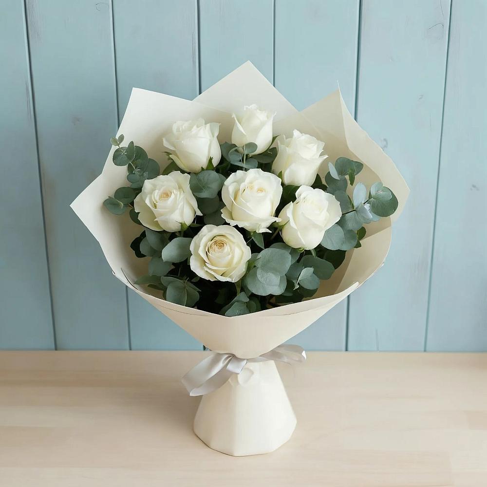 Букет Белые розы в Эвкалипте в Бунятино