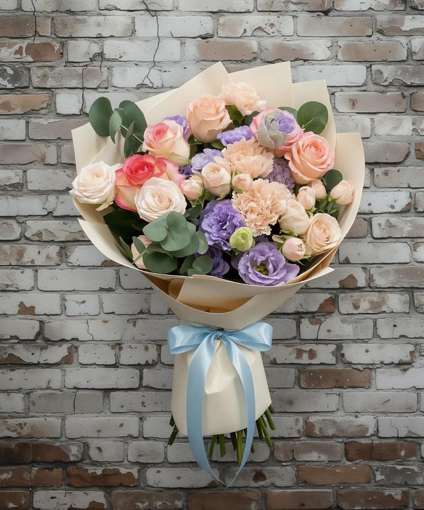 Букет цветов из: Розы, Лизиантусы и Гвоздики в Бунятино