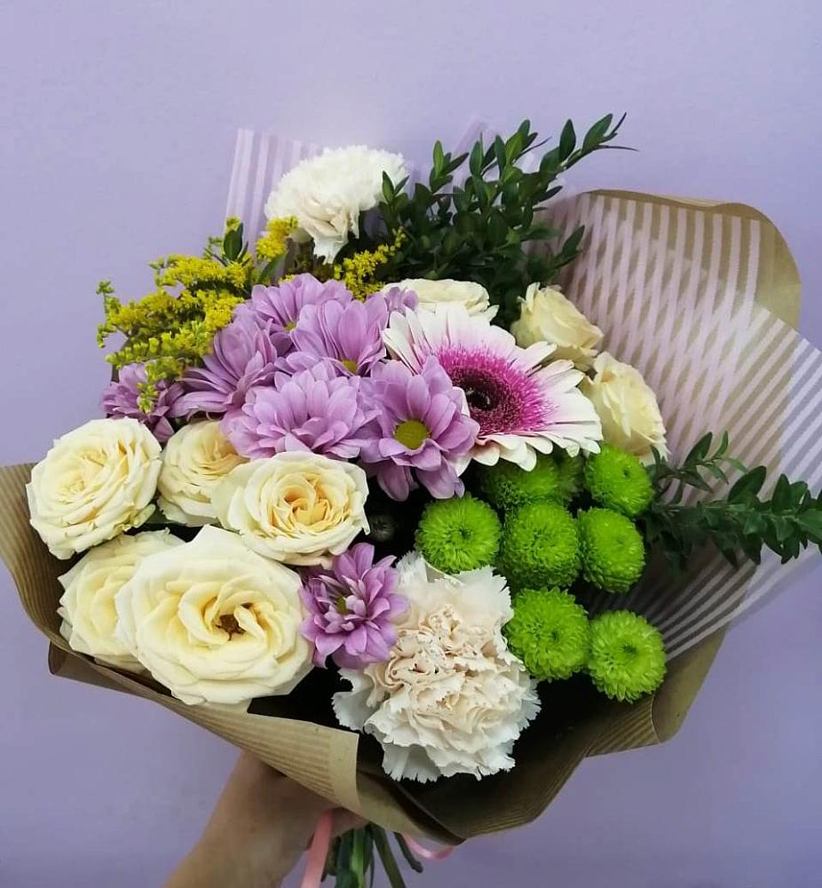 Букет цветов из: Хризантемы, Розы, Гвоздики и Герберы в Бунятино