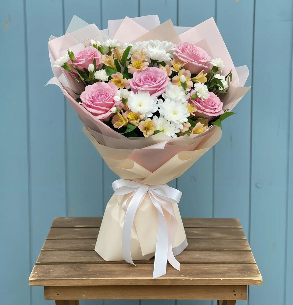 Букет цветов из: Гвоздики, Орхидеи и Розы в Бунятино