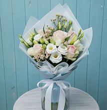 Букет цветов из:  Розы и Лизиантусы в Бунятино