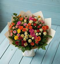 Букет Микс из разноцветных кустовых роз в Бунятино